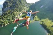 世界登山青年导师生态课堂试点学校扩容名单公布，青年登山活动